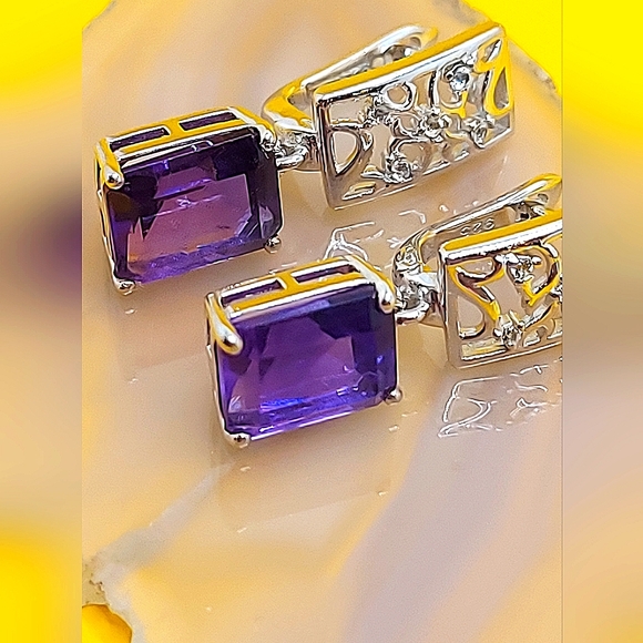 Natural Purple‎ Amethyst 10x8mm & White Topaz 925 Sterling Silver Earrings - Picture 8 of 8
